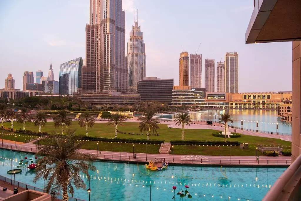 First Class 2Br With Full Burj Khalifa And Fountain View ドバイ