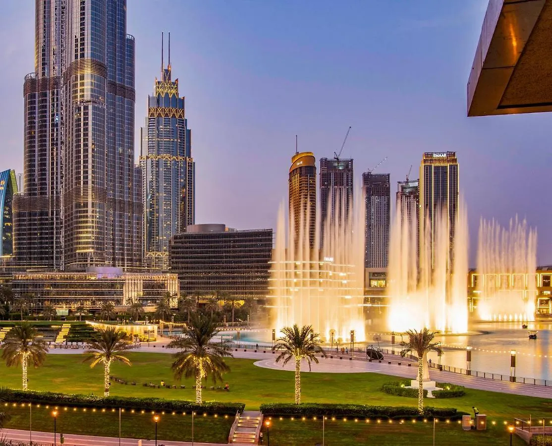 First Class 2Br With Full Burj Khalifa And Fountain View ドバイ